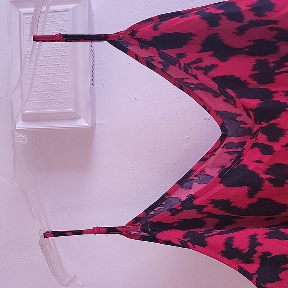 RED LEOPARD PRINT CAMISOLE - Picture 3 of 3